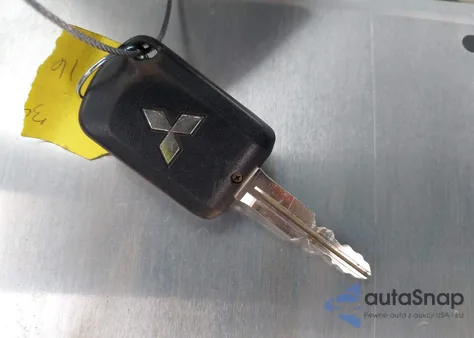 2016 Mitsubishi Lancer Es z USA, uszkodzony, nr VIN JA32U2FU3GU009456